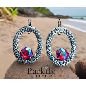 Handcrafted earrings with Swarovski crystal